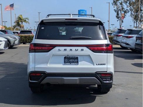 New 2026 Lexus LX 600 4WD w/ Luxury Package image 6