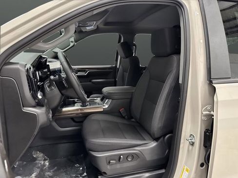 New 2026 Chevrolet Silverado 1500 RST w/ Dark Appearance Package image 4