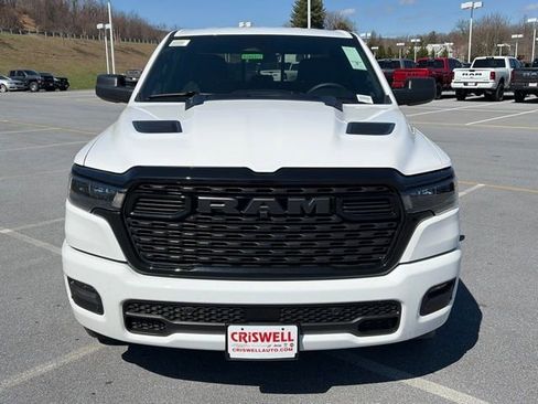 New 2026 RAM 1500 Express AWD/4WD image 10