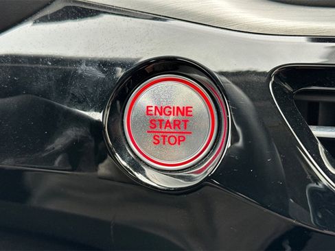 Certified 2025 Acura MDX w/ Technology Package image 29