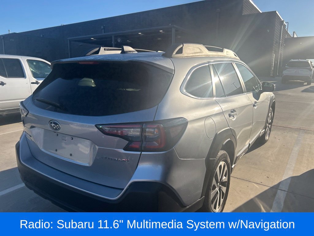 Used 2025 Subaru Outback Premium AWD/4WD image 3