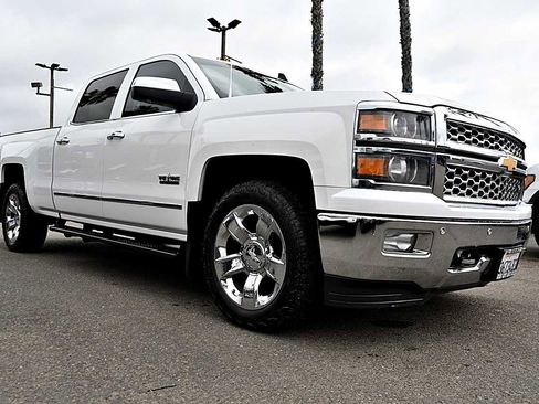 Used 2015 Chevrolet Silverado 1500 LTZ w/ Texas Edition, 1LZ Trim RWD image 3