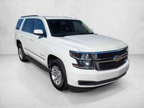 Used 2018 Chevrolet Tahoe LT image 3