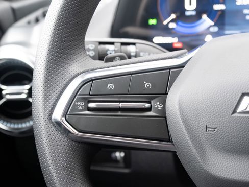 New 2026 Chevrolet Equinox EV LT image 6