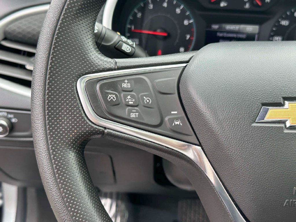 Used 2024 Chevrolet Malibu LT FWD image 23