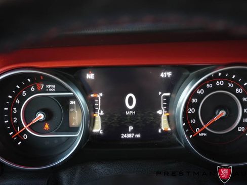 Used 2022 Jeep Gladiator Rubicon w/ LED Lighting Group image 29