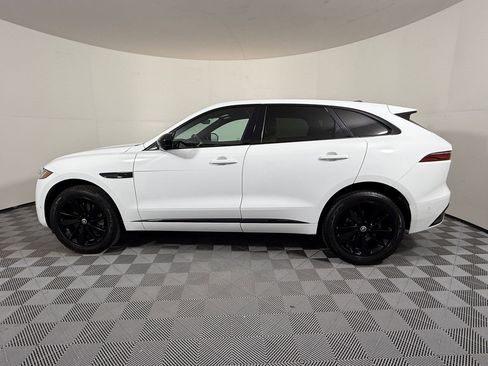 Used 2026 Jaguar F-PACE R-Dynamic S image 2