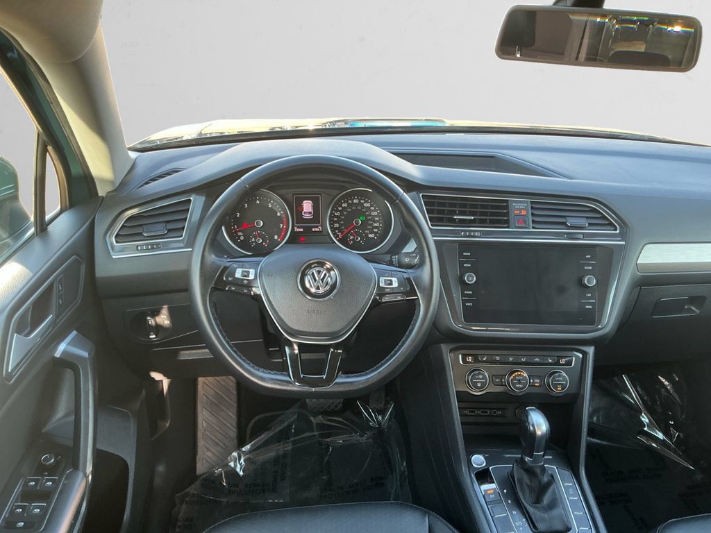 Used 2019 Volkswagen Tiguan SE FWD image 12