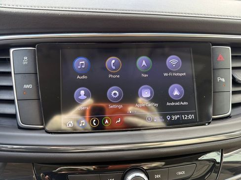 Used 2021 Buick Enclave Essence w/ Sound and Sites Package image 19