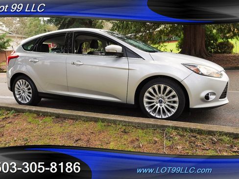 Used 2012 Ford Focus Titanium image 7