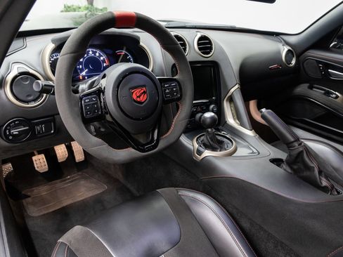 Used 2016 Dodge Viper ACR w/ Extreme Aero Package RWD image 5