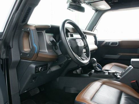 Used 2023 Ford Bronco Outer Banks image 16