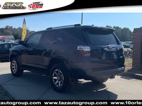 Used 2018 Toyota 4Runner TRD Off-Road Premium AWD/4WD image 5