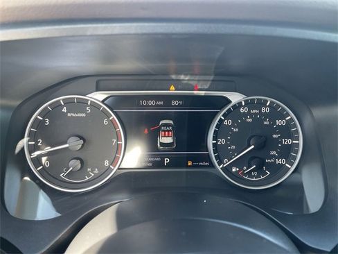 Used 2023 Nissan Rogue SV image 11