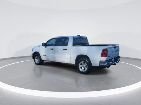Used 2025 RAM 1500 Big Horn AWD/4WD image 6