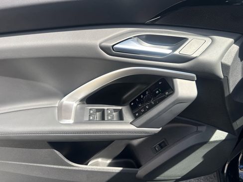 Certified 2025 Audi Q5 Premium w/ Convenience Package AWD/4WD image 7