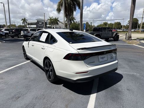 Used 2023 Honda Accord Sport image 6