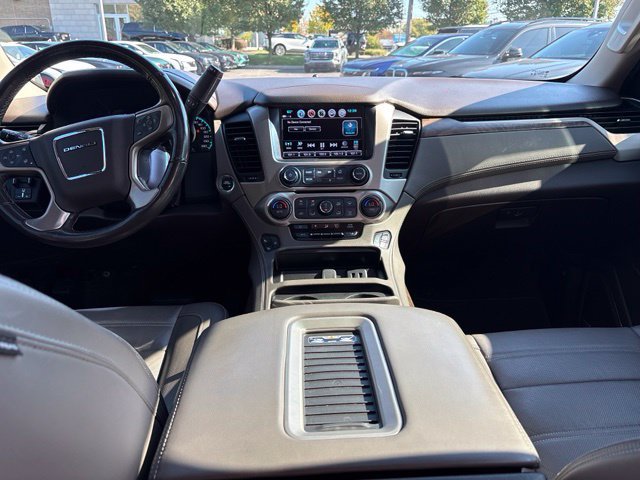 Used 2018 GMC Yukon Denali w/ Denali Ultimate Package AWD/4WD image 29