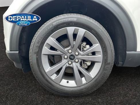 Certified 2022 Ford Explorer XLT w/ Equipment Group 202A image 18