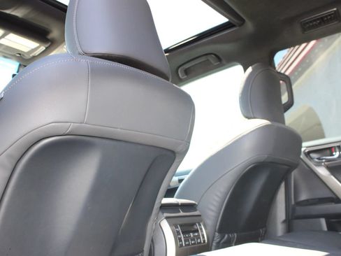 Used 2020 Lexus GX 460 Premium w/ Premium Package AWD/4WD image 17