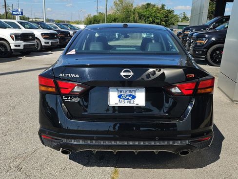 Used 2024 Nissan Altima 2.5 SR image 5