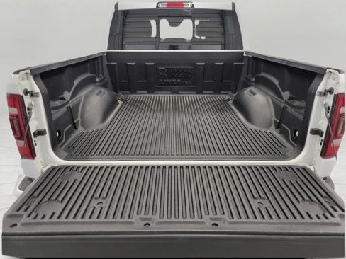 Used 2023 RAM 1500 Laramie AWD/4WD image 16