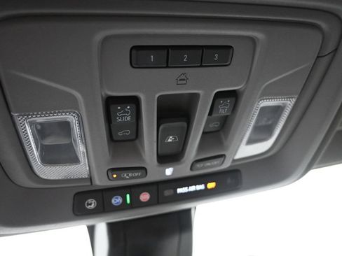 Used 2021 GMC Sierra 1500 Denali w/ Driver Alert Package II AWD/4WD image 25