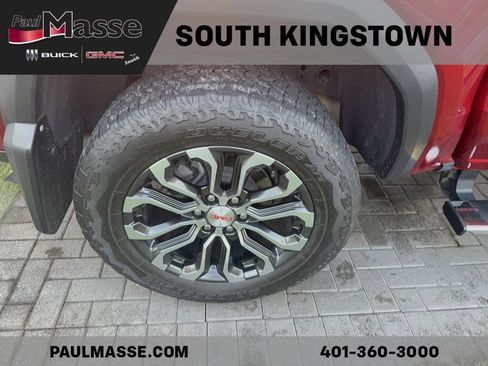 Certified 2024 GMC Canyon Denali image 4