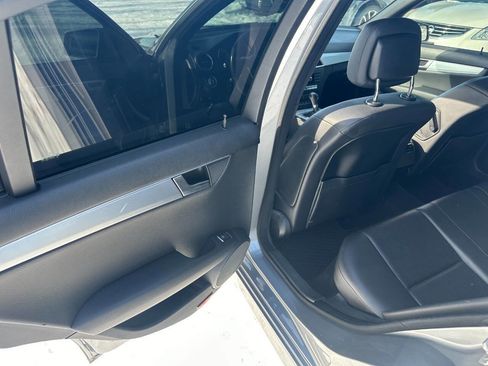 Used 2014 Mercedes-Benz C 300 C 300 Sport 4MATIC AWD 4dr Sed image 11