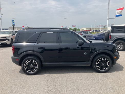 Used 2023 Ford Bronco Sport Outer Banks w/ Tech Package AWD/4WD image 8