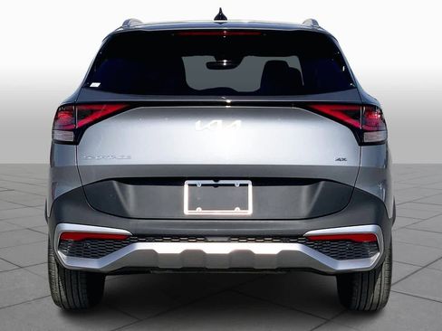 Used 2024 Kia Sportage EX image 5