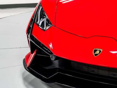 Used 2023 Lamborghini Huracan Tecnica image 40