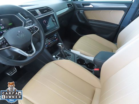 Used 2024 Volkswagen Tiguan SE R-Line w/ MDO Package, Three-Row FWD image 22