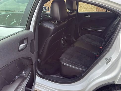 Used 2018 Dodge Charger GT image 25