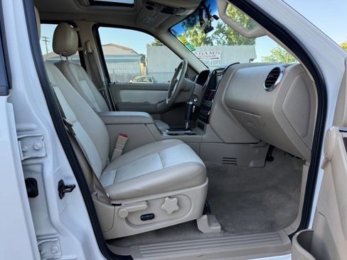 Used 2008 Ford Explorer Limited AWD/4WD image 13