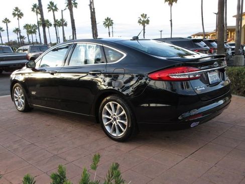 Used 2017 Ford Fusion Energi Titanium image 2