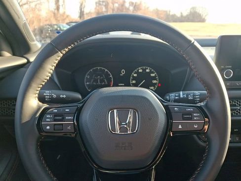 Certified 2025 Honda HR-V Sport image 17