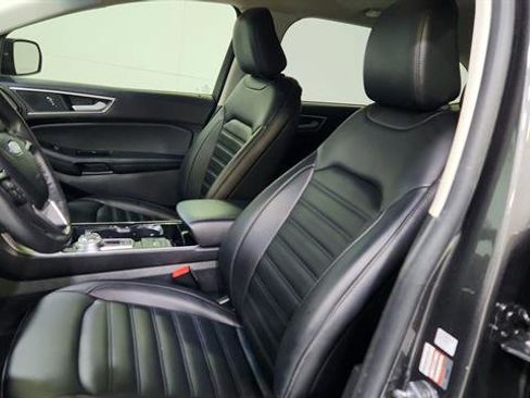 Used 2020 Ford Edge SEL w/ Convenience Package image 12