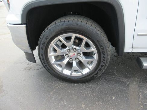 Certified 2016 GMC Sierra 1500 SLT w/ SLT Premium Package RWD image 16