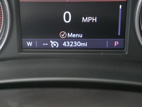 Certified 2021 Buick Enclave Premium w/ Sun and Sites Package image 29