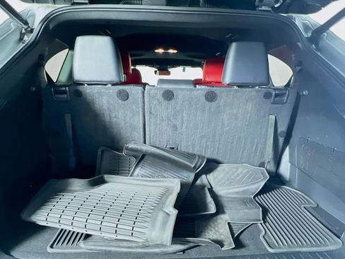 Used 2022 Toyota Highlander XSE image 28