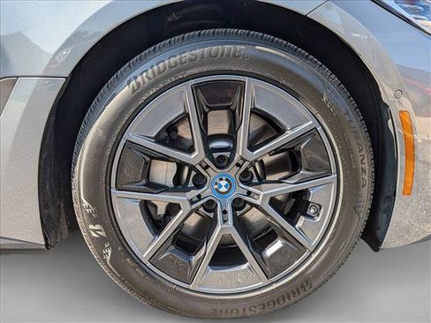 Used 2023 BMW i4 eDrive40 RWD image 26