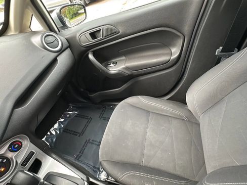 Used 2018 Ford Fiesta SE FWD image 13