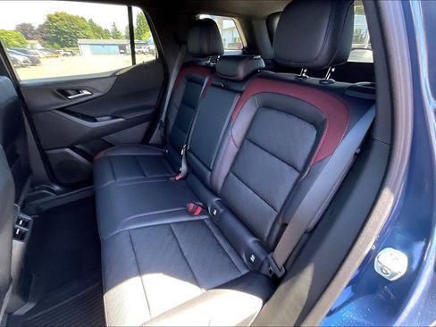 New 2026 Chevrolet Equinox RS w/ LPO, Floor Liner Package image 10