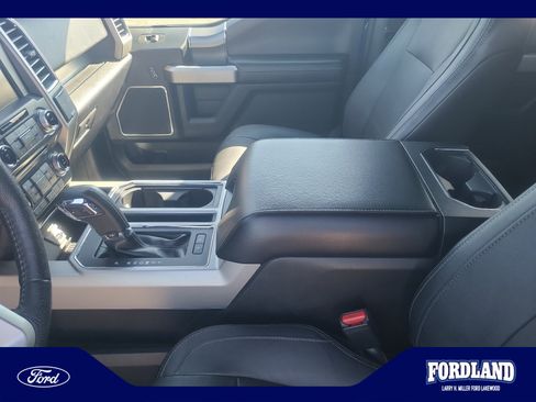 Used 2015 Ford F150 Lariat w/ Equipment Group 502A Luxury AWD/4WD image 15