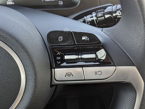 New 2025 Hyundai Elantra Blue image 25