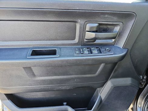 Used 2016 RAM 1500 Express image 12