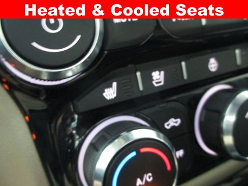 Used 2022 RAM 3500 Laramie image 15