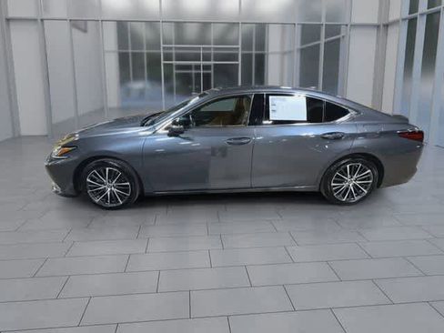 Used 2022 Lexus ES 350 w/ Premium Package FWD image 5