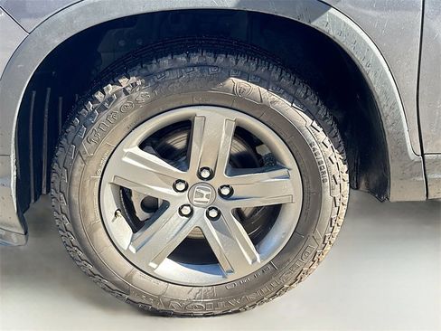 Used 2023 Honda Ridgeline RTL-E image 32